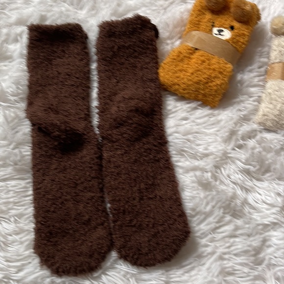 (3) Plush bear fuzzy cozy socks - Picture 5 of 5